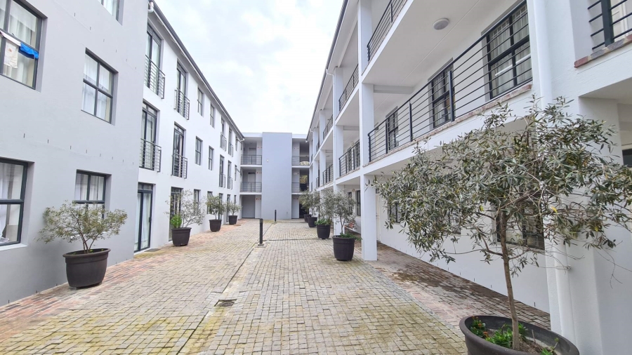 To Let 2 Bedroom Property for Rent in Dennesig Western Cape